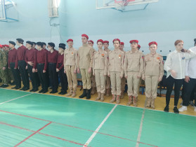 Воспитанники школьного ВПК «Звезда» приняли участие в городской военно-спортивной игре «Зарница-2023».